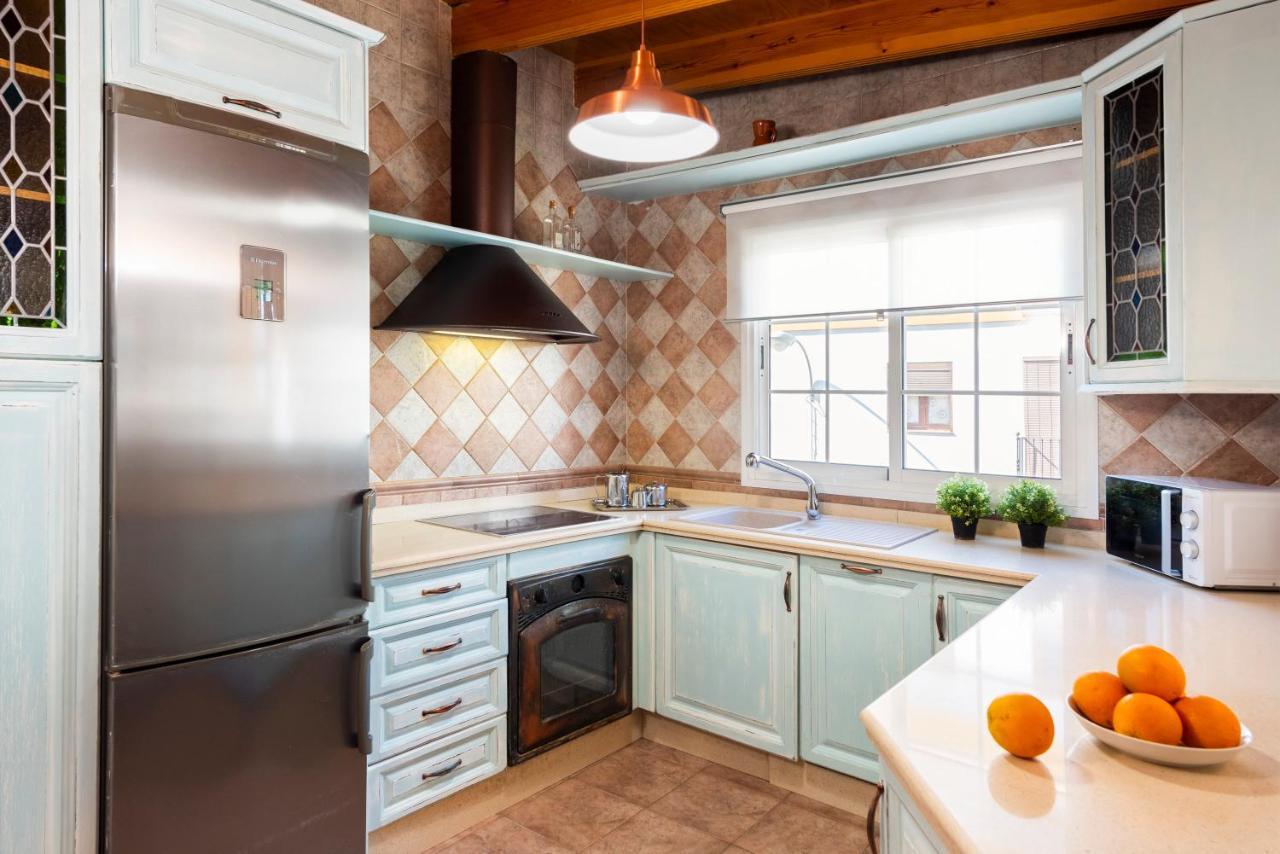 Hsh Suites Triana Севилья Экстерьер фото